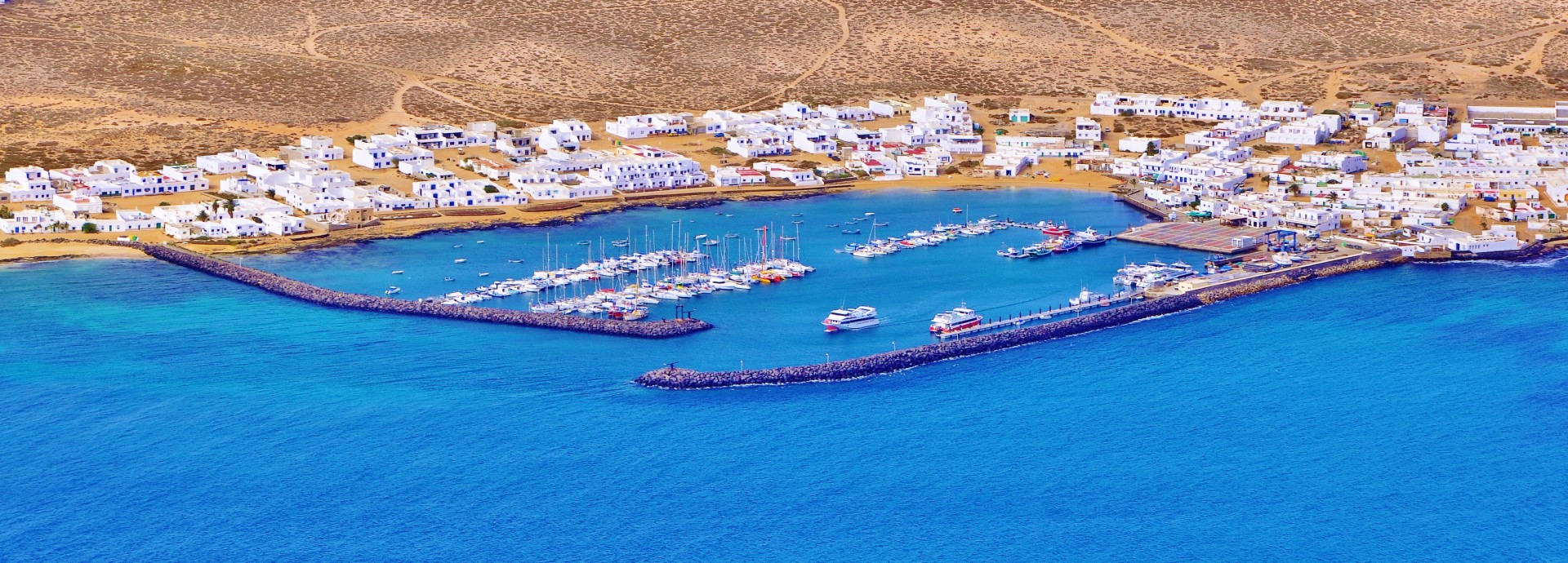 Caleta de Sebo La Graciosa Island