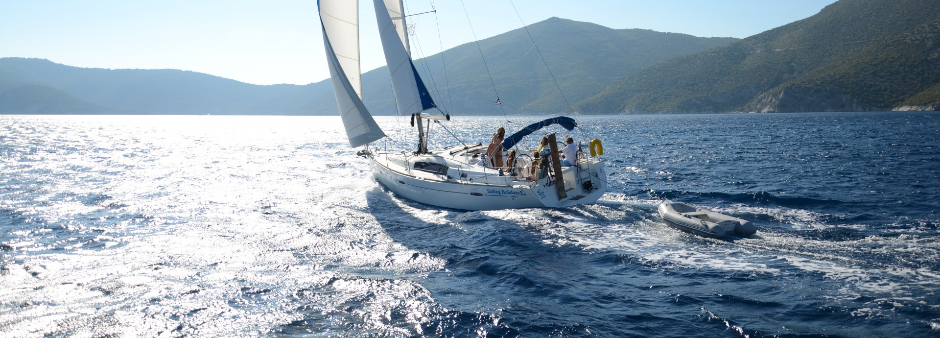 Beneteau 40 Sailing into the sun 2