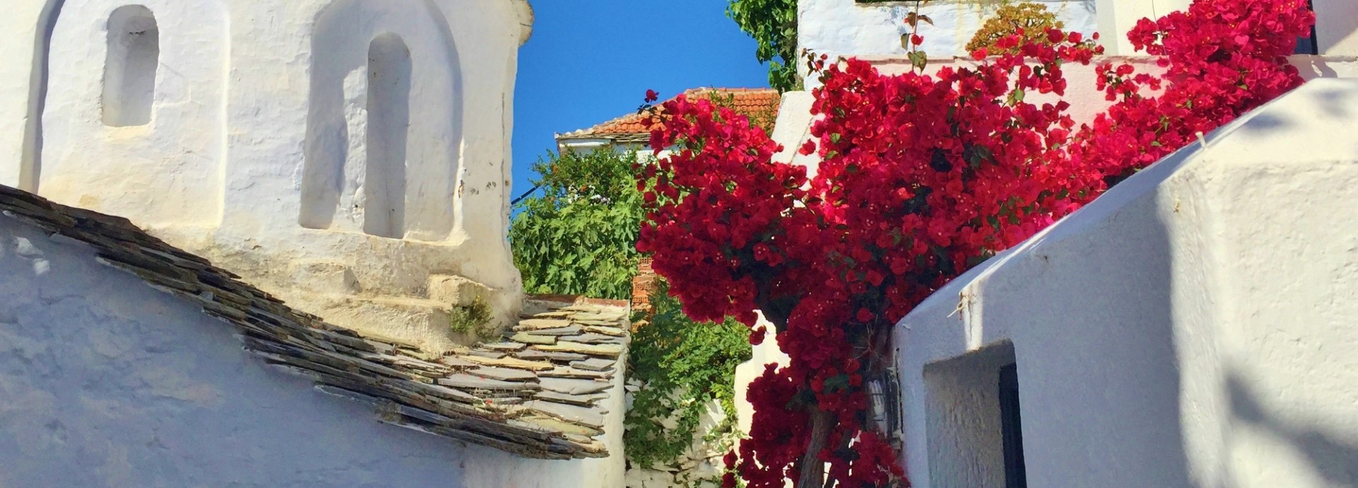 Church in the back streets of Skopelos Town